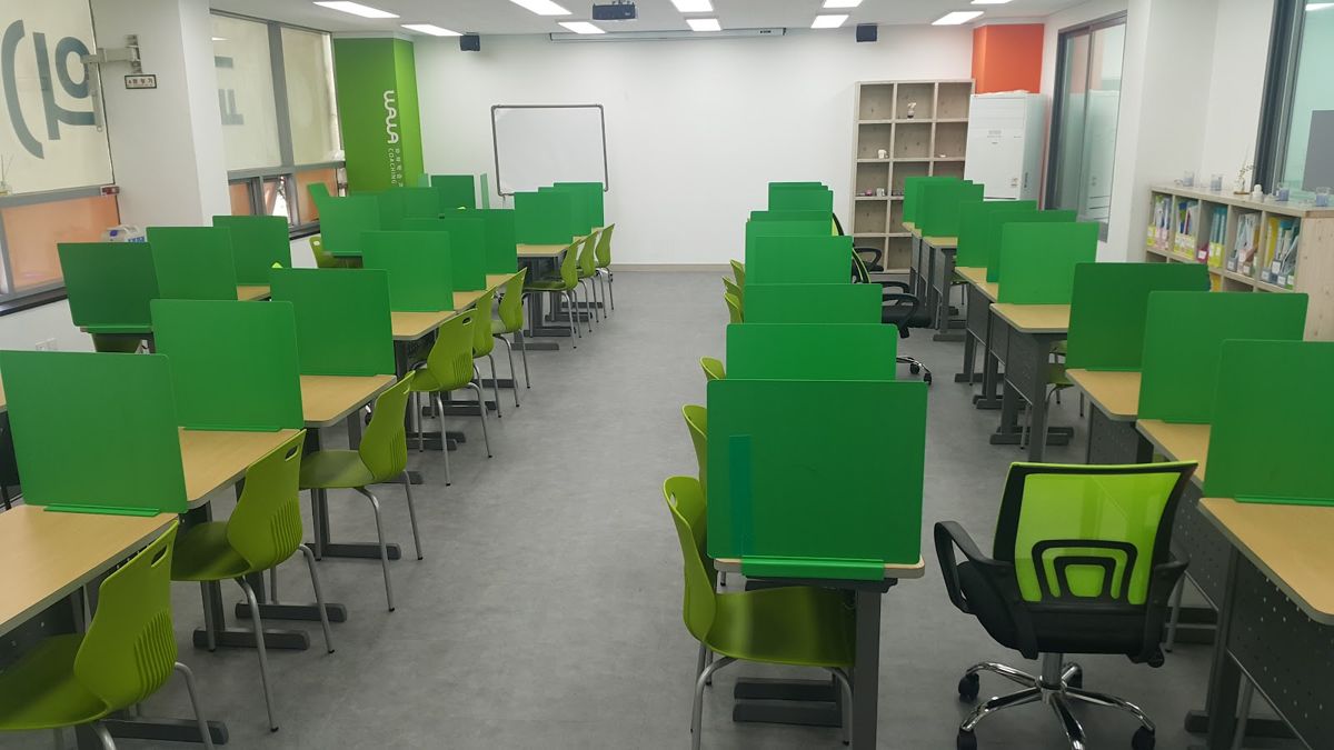 오름클래스 복대동 학원 내부