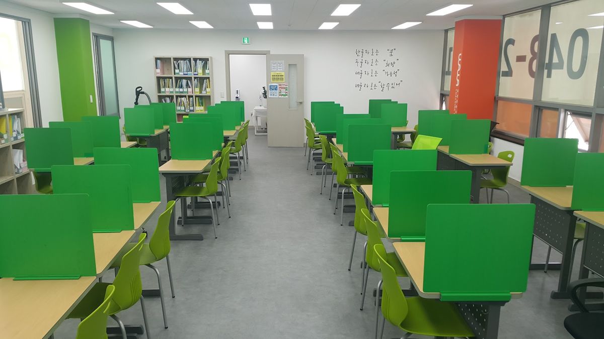 오름클래스 복대동 학원 내부